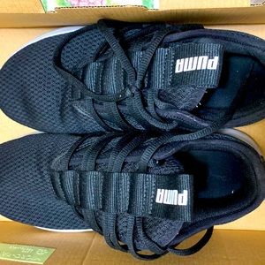 Puma soft ride Sneakers black Size 6